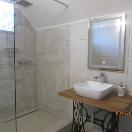Apartment Levendulas Apartman Balatonalmadi