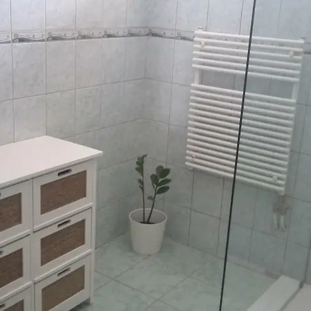 Levendulas Apartman *