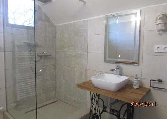 Apartment Levendulas Apartman Balatonalmadi